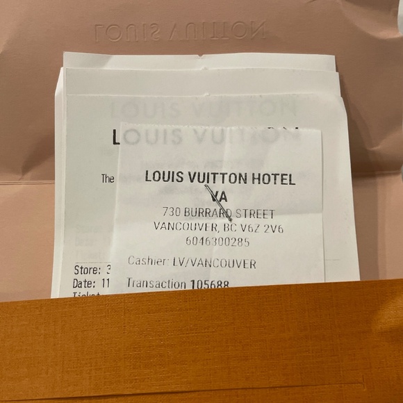 *SOLD* New Louis Vuitton Taiga Pocket Organizer in Gunmetal Grey *Authentic* - Picture 11 of 11